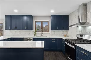 1415 Lori-Lyn Ln, Northbrook, IL 60062 - Photo 10