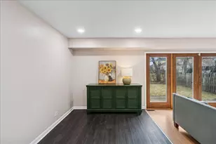 1415 Lori-Lyn Ln, Northbrook, IL 60062 - Photo 22