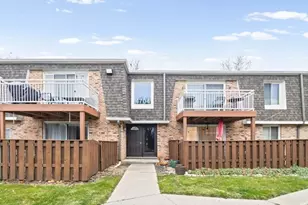 4704 Euclid Ave, Rolling Meadows, IL 60008 - Photo 1