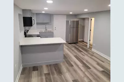 2827 W Lunt Avenue #GARDEN, Chicago, IL 60645 - Photo 2