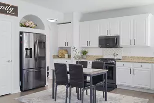 748 N Overlook Trail, Round Lake, IL 60073 - Photo 12