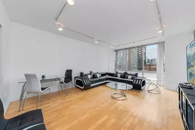 8 E Randolph Street #2107, Chicago, IL 60601 - Photo 2