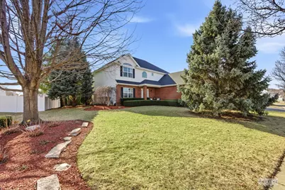 149 N Willowwood Drive, Oswego, IL 60543 - Photo 2
