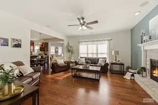 149 N Willowwood Dr, Oswego, IL 60543 - Photo 22