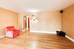 8334 N New England Ave, Niles, IL 60714 - Photo 10