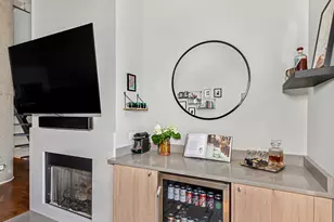 758 N Larrabee St, Chicago, IL 60654 - Photo 4