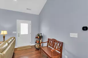 1611 E Vernon Dr, Urbana, IL 61802 - Photo 6