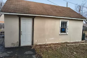 38593 Pine Ave, Beach Park, IL 60099 - Photo 2