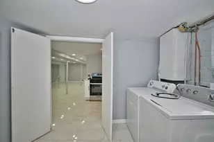 7412 Keeler Ave, Skokie, IL 60076 - Photo 20