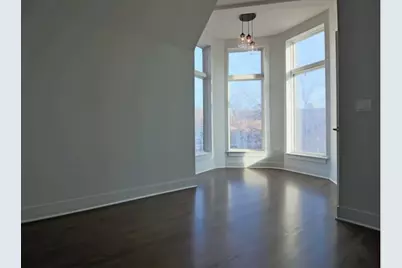 1418 W Addison Street #201, Chicago, IL 60613 - Photo 4