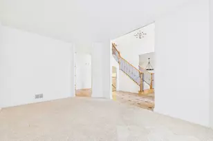 509 Blazing Star Dr, Lake Villa, IL 60046 - Photo 8