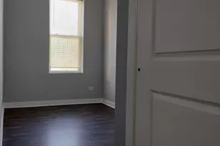 1945 W 48th St, Chicago, IL 60609 - Photo 12