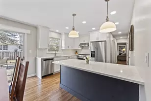 962 Thompson Blvd, Buffalo Grove, IL 60089 - Photo 12