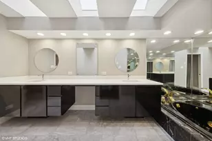 1604 Burr Ridge Club, Burr Ridge, IL 60527 - Photo 24