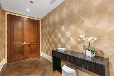 159 E Walton Place #9E, Chicago, IL 60611 - Photo 2