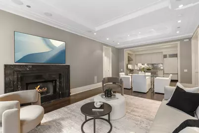 159 E Walton Place #9E, Chicago, IL 60611 - Photo 8