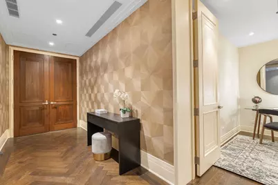 159 E Walton Place #9E, Chicago, IL 60611 - Photo 4