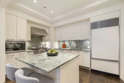 159 E Walton Place #9E, Chicago, IL 60611 - Photo 10