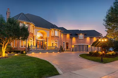 147 Los Lagos Drive, Bloomingdale, IL 60108 - Photo 1