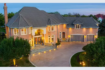 147 Los Lagos Drive, Bloomingdale, IL 60108 - Photo 2