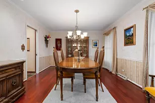 32W050 Cedar Ln, Wayne, IL 60184 - Photo 14