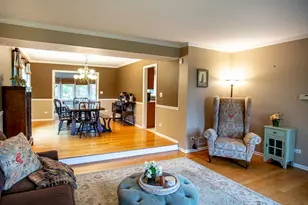 17945 W Pond Ridge Cir, Gurnee, IL 60031 - Photo 4