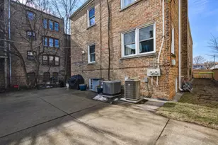 6309 N Washtenaw Ave, Chicago, IL 60659 - Photo 26