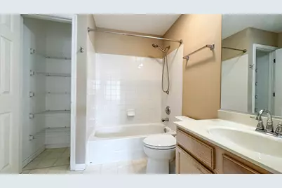 1015 Woodview Court, Aurora, IL 60502 - Photo 14