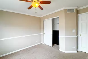 1015 Woodview Ct, Aurora, IL 60502 - Photo 16