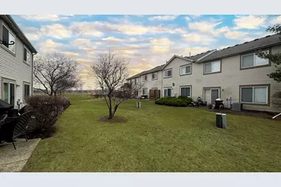 1015 Woodview Court, Aurora, IL 60502 - Photo 22