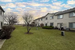 1015 Woodview Ct, Aurora, IL 60502 - Photo 22