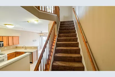 1015 Woodview Court, Aurora, IL 60502 - Photo 8