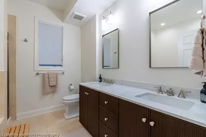 827 W Bradley Place #1E, Chicago, IL 60613 - Photo 14