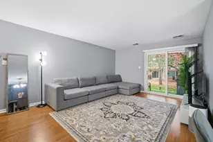 1345 E Evergreen Dr, Palatine, IL 60074 - Photo 6