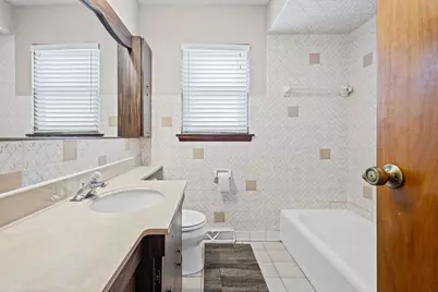 5901 108th Place, Chicago Ridge, IL 60415 - Photo 10