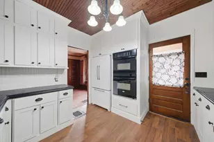 605 N Seminary Ave, Woodstock, IL 60098 - Photo 4