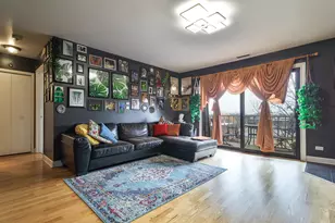 701 Limerick Ln, Schaumburg, IL 60193 - Photo 2