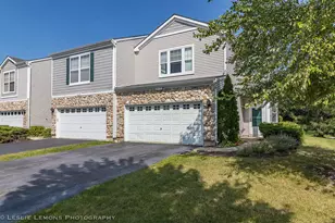 4137 Blackstone Dr, Aurora, IL 60504 - Photo 1