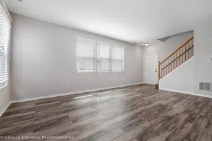 4137 Blackstone Dr, Aurora, IL 60504 - Photo 4