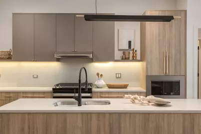 8000 W O'Connor Drive #204, River Grove, IL 60171 - Photo 4