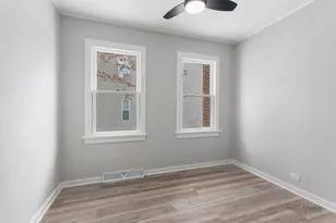 28529 W Treetop Rd, Ingleside, IL 60041 - Photo 12