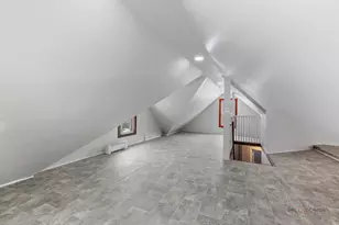 28529 W Treetop Rd, Ingleside, IL 60041 - Photo 16