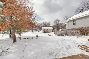 28529 W Treetop Rd, Ingleside, IL 60041 - Photo 26