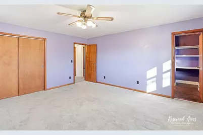 209 E 3rd Street, Aroma Park, IL 60910 - Photo 10