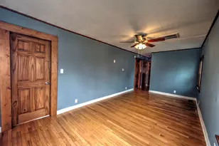 107 N Pearl St, Milford, IL 60953 - Photo 8