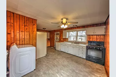 107 N Pearl Street, Milford, IL 60953 - Photo 16