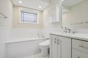 858 W Diversey Pkwy, Chicago, IL 60614 - Photo 14