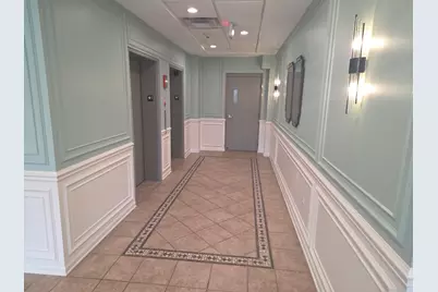 6815 N Milwaukee Avenue #201, Niles, IL 60714 - Photo 6