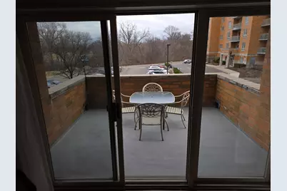 6815 N Milwaukee Avenue #201, Niles, IL 60714 - Photo 18