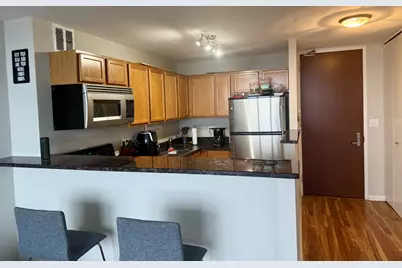 655 W Irving Park Road #5407, Chicago, IL 60613 - Photo 2